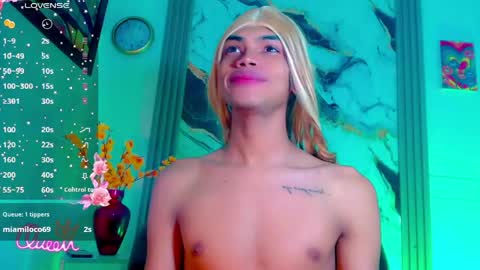 Snapshot of karol_vanessa__ chatting on May 2026 11:29:02 AM karol Vanessa online show from May 2026 11:29:02 AM