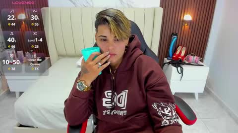 Karol and Luna online show from February 2025 02:39:02 AM