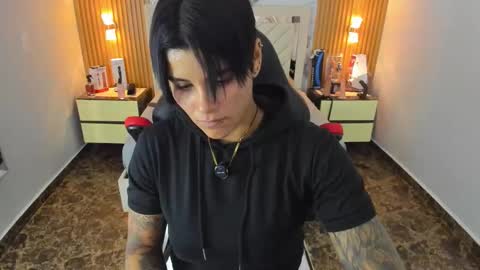 Karol and Luna online show from December 2025 07:53:02 PM