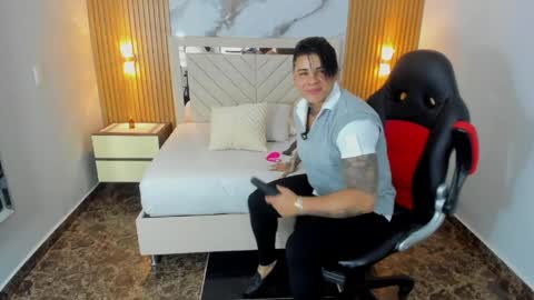 Karol and Luna online show from May 2026 12:46:01 PM