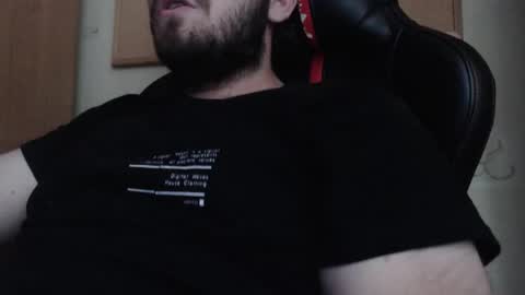 Karol  online show from October 2025 02:04:01 PM