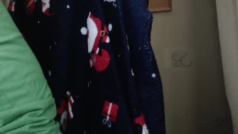 Karol  online show from November 2025 12:17:01 PM