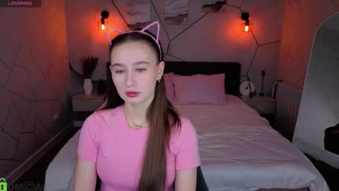 Snapshot of karolina_kely chatting on March 2026 05:00:02 AM Karolina online show from March 2026 05:00:02 AM