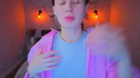 Snapshot of karolina_kely chatting on April 2026 01:14:01 AM Karolina online show from April 2026 01:14:01 AM