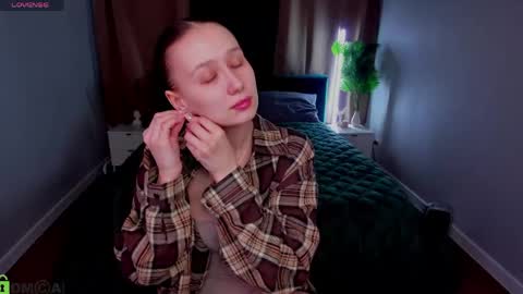 Snapshot of karolina_kely chatting on April 2026 01:33:01 AM Karolina online show from April 2026 01:33:01 AM