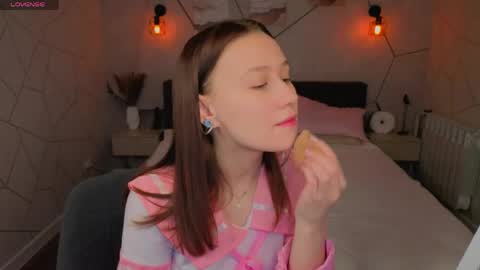 Snapshot of karolina_kely chatting on April 2026 01:22:02 AM Karolina online show from April 2026 01:22:02 AM