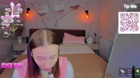 Snapshot of karolina_kely chatting on April 2026 01:45:01 AM Karolina online show from April 2026 01:45:01 AM