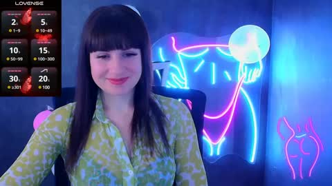 Caroline online show from March 2025 06:23:01 AM