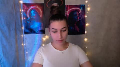 Karolina online show from December 2025 06:44:01 AM