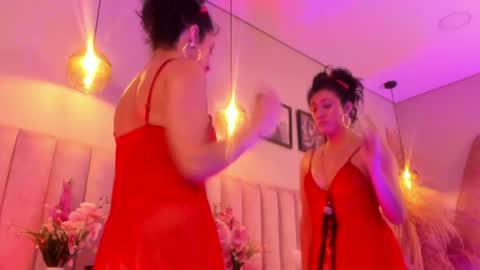 karoline_lux online show from April 2026 07:45:01 AM