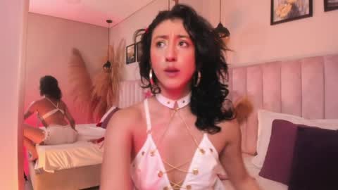 karoline_lux online show from April 2026 03:34:02 AM