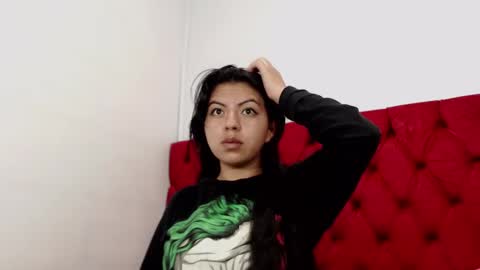 Isa online show from February 2025 08:18:01 PM