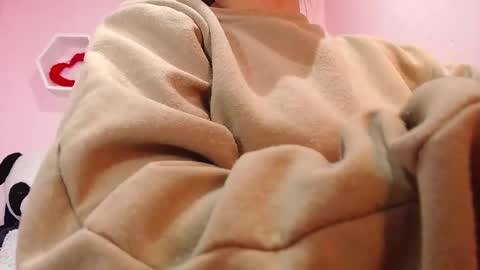 Isa online show from February 2025 04:25:01 AM