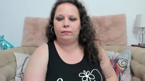 Snapshot of karolinejoyy chatting on December 2024 11:29:02 PM KarolineJoyy online show from December 2024 11:29:02 PM