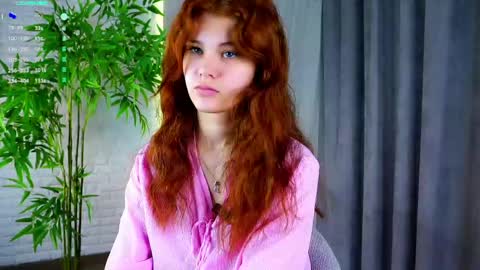 Snapshot of karolinerush chatting on April 2026 01:49:01 PM lina online show from April 2026 01:49:01 PM