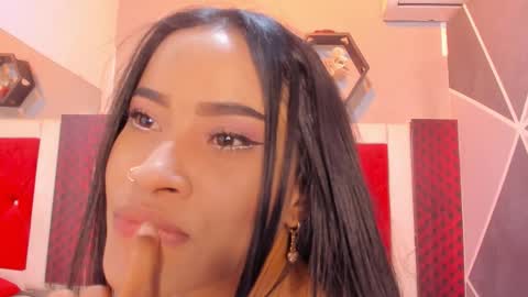 Snapshot of karoll014 chatting on January 2026 11:58:01 AM Karol online show from January 2026 11:58:01 AM