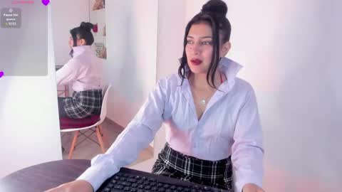 Kasandra Grant online show from April 2026 02:44:02 PM