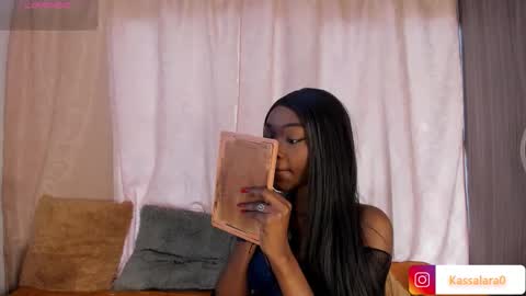 Snapshot of kassandracruz chatting on October 2025 09:13:01 PM Cris    my transmision schedules of 8am to 2pm hour Colombia online show from October 2025 09:13:01 PM