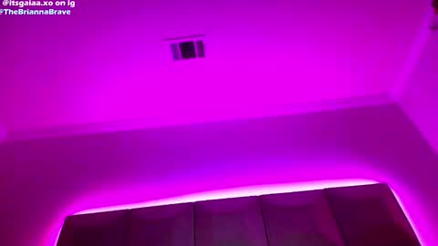 BriannaBrave online show from March 2026 04:40:01 AM