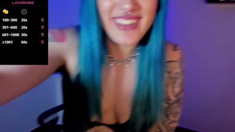 Snapshot of kat_apple chatting on December 2024 03:34:01 AM Alicia online show from December 2024 03:34:01 AM