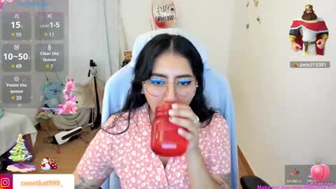 Snapshot of kat_ly_chan chatting on December 2024 05:31:02 PM Kat       online show from December 2024 05:31:02 PM