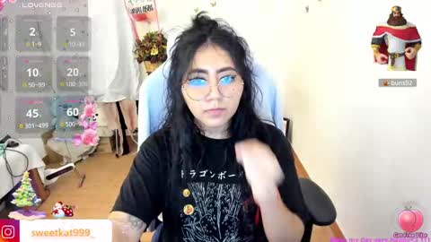 Snapshot of kat_ly_chan chatting on December 2024 09:53:02 PM Kat       online show from December 2024 09:53:02 PM