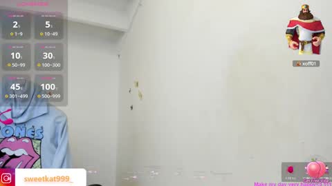 Snapshot of kat_ly_chan chatting on February 2025 04:11:01 PM Kat       online show from February 2025 04:11:01 PM