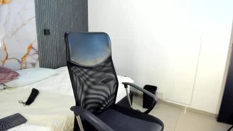 Snapshot of katalella___murillo chatting on July 2026 11:41:01 AM katalella online show from July 2026 11:41:01 AM