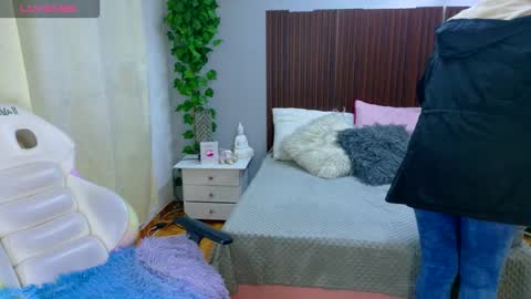 kate online show from November 2025 12:49:01 PM