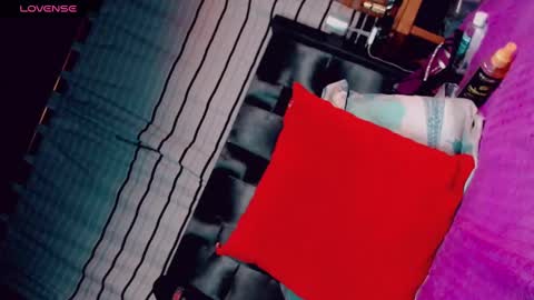 Snapshot of kataleya_bigcockx chatting on February 2025 05:18:02 PM KATALEYABIGCOCK online show from February 2025 05:18:02 PM