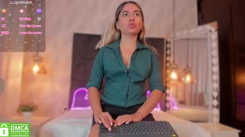 Kat online show from February 2025 12:06:02 PM