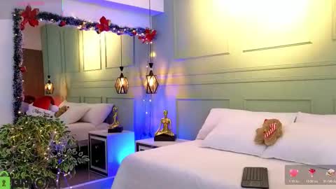 Kat online show from December 2025 11:52:02 AM