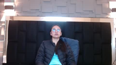 Katalina online show from October 2025 01:32:02 PM