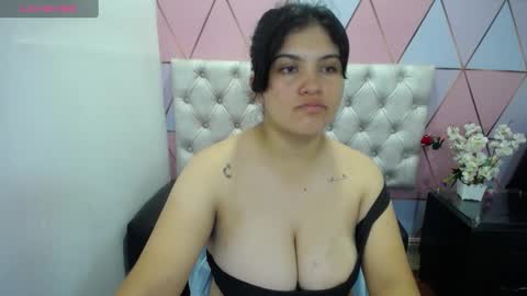 Snapshot of katalina_santana25 chatting on January 2025 09:58:02 PM katalina santana25 online show from January 2025 09:58:02 PM