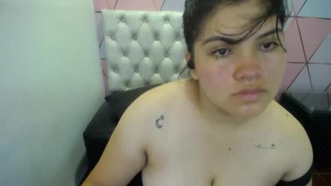 katalina santana25 online show from December 2025 06:50:01 AM