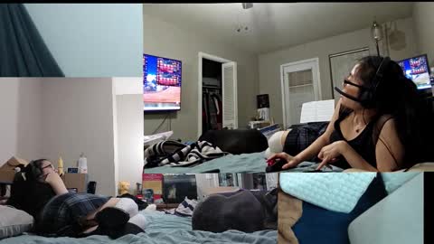 Kat and Crown online show from March 2026 01:43:02 AM