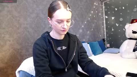 Snapshot of kate_jonson chatting on January 2026 10:08:02 AM .Be kind and gentle with me and I will do my best for you. online show from January 2026 10:08:02 AM