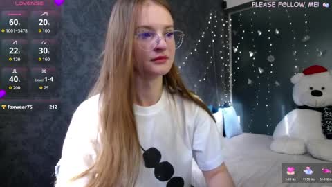 Snapshot of kate_jonson chatting on April 2026 06:47:01 AM .Be kind and gentle with me and I will do my best for you. online show from April 2026 06:47:01 AM