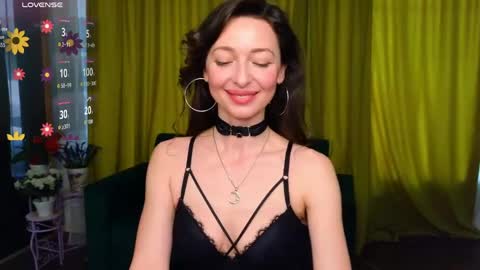 Snapshot of kate_millersi chatting on May 2026 11:50:01 AM Kare online show from May 2026 11:50:01 AM