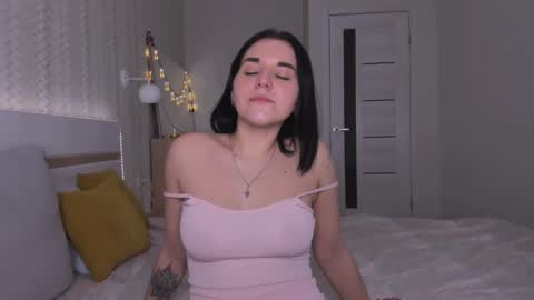 KATE online show from January 2025 05:54:01 PM