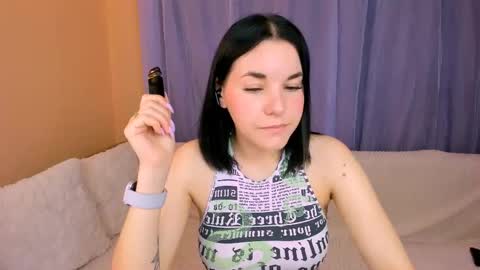 Snapshot of kate_ree_ chatting on June 2026 06:40:01 AM KATE online show from June 2026 06:40:01 AM