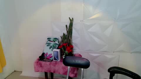 Kate online show from December 2024 03:40:02 AM