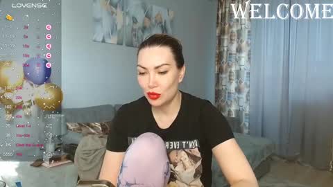 Therapist online show from March 2025 05:07:01 AM