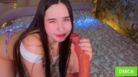 Kate online show from December 2025 04:35:01 PM