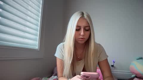 kateharperr online show from December 2025 06:49:02 PM