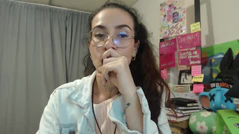 Snapshot of katehathor8 chatting on December 2024 06:21:01 AM kate keith but here i prefer My Goddess independient model online show from December 2024 06:21:01 AM