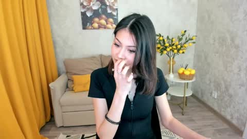 katekrosse online show from April 2026 06:56:01 PM