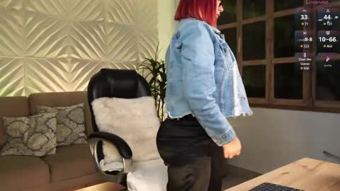  Kate Owens  online show from February 2025 09:37:01 AM