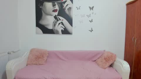 Anna online show from January 2025 05:11:01 AM