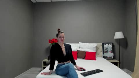 Katerina GTM2 Mo Tu Th Fr Sa Su 3am-10am online show from October 2025 08:53:02 AM